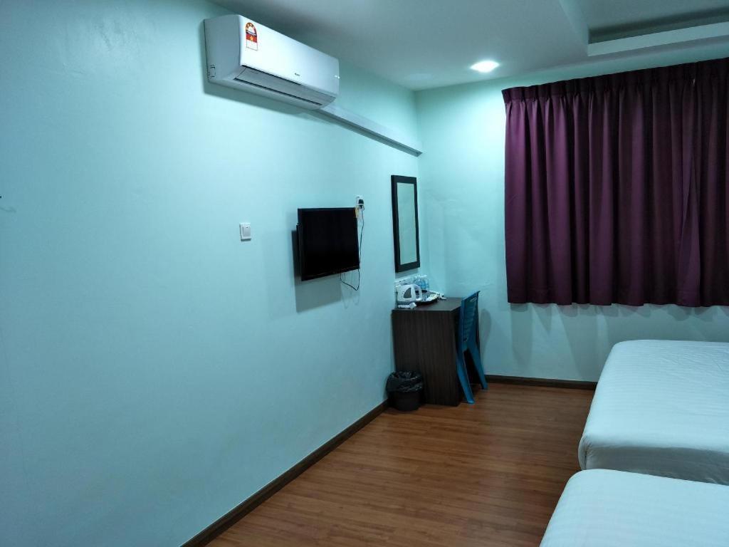 Oyo89855萨利姆客房酒店 诗巫 外观 照片