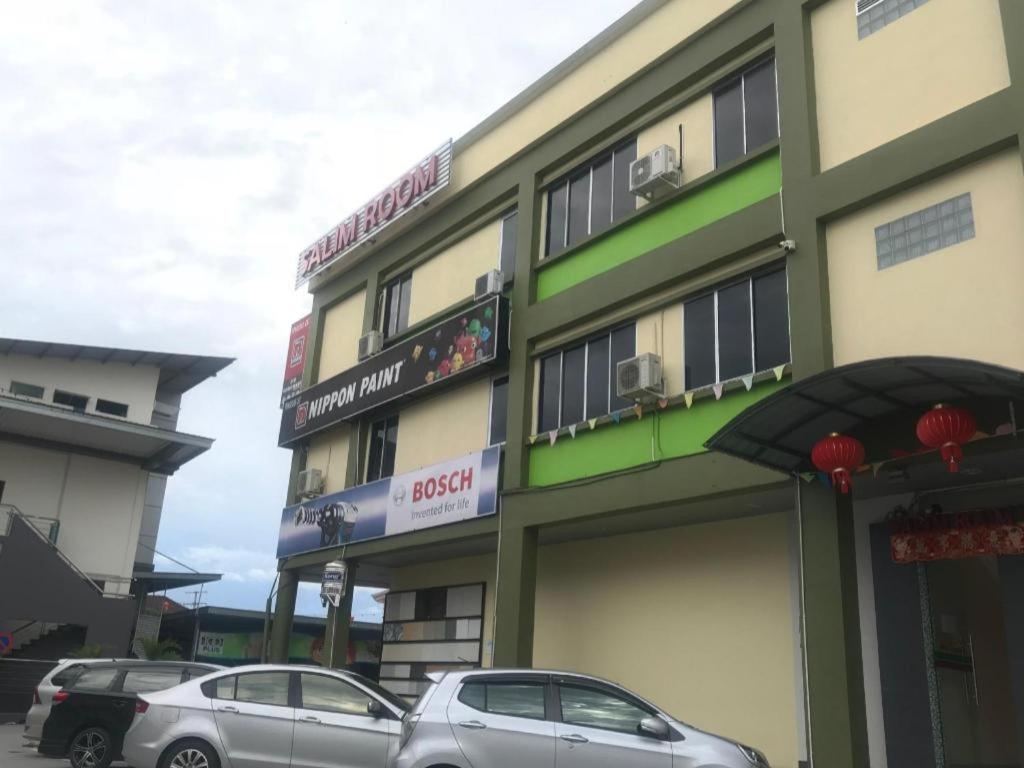 Oyo89855萨利姆客房酒店 诗巫 外观 照片